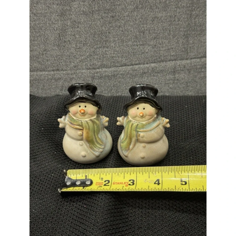 Vintage Kirklands Potters Garden Ceramic Christmas Snowman Salt & Pepper Shakers